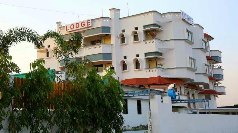 Dhanashree Hospitality Hotel Pandharpur Buitenkant foto