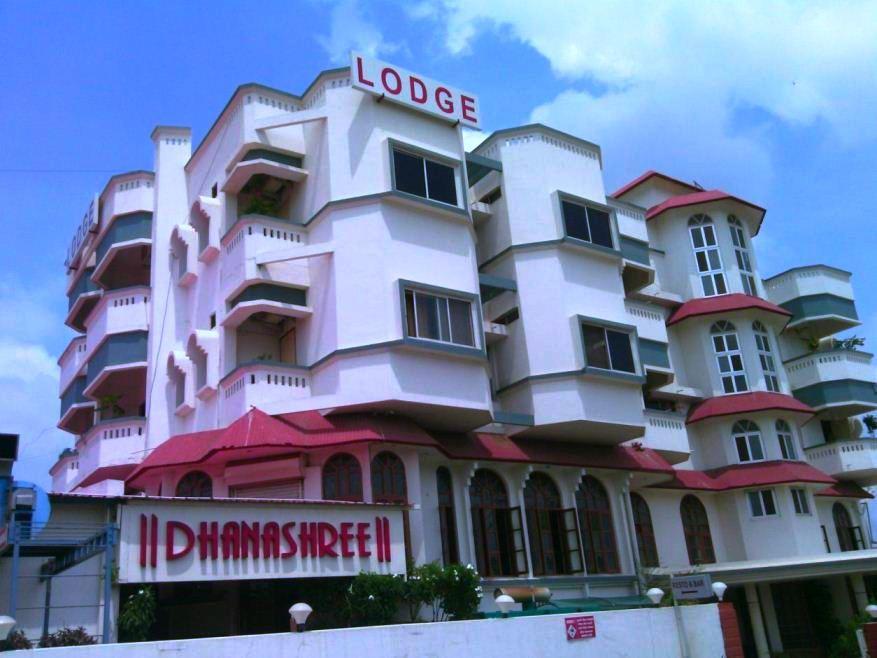 Dhanashree Hospitality Hotel Pandharpur Buitenkant foto